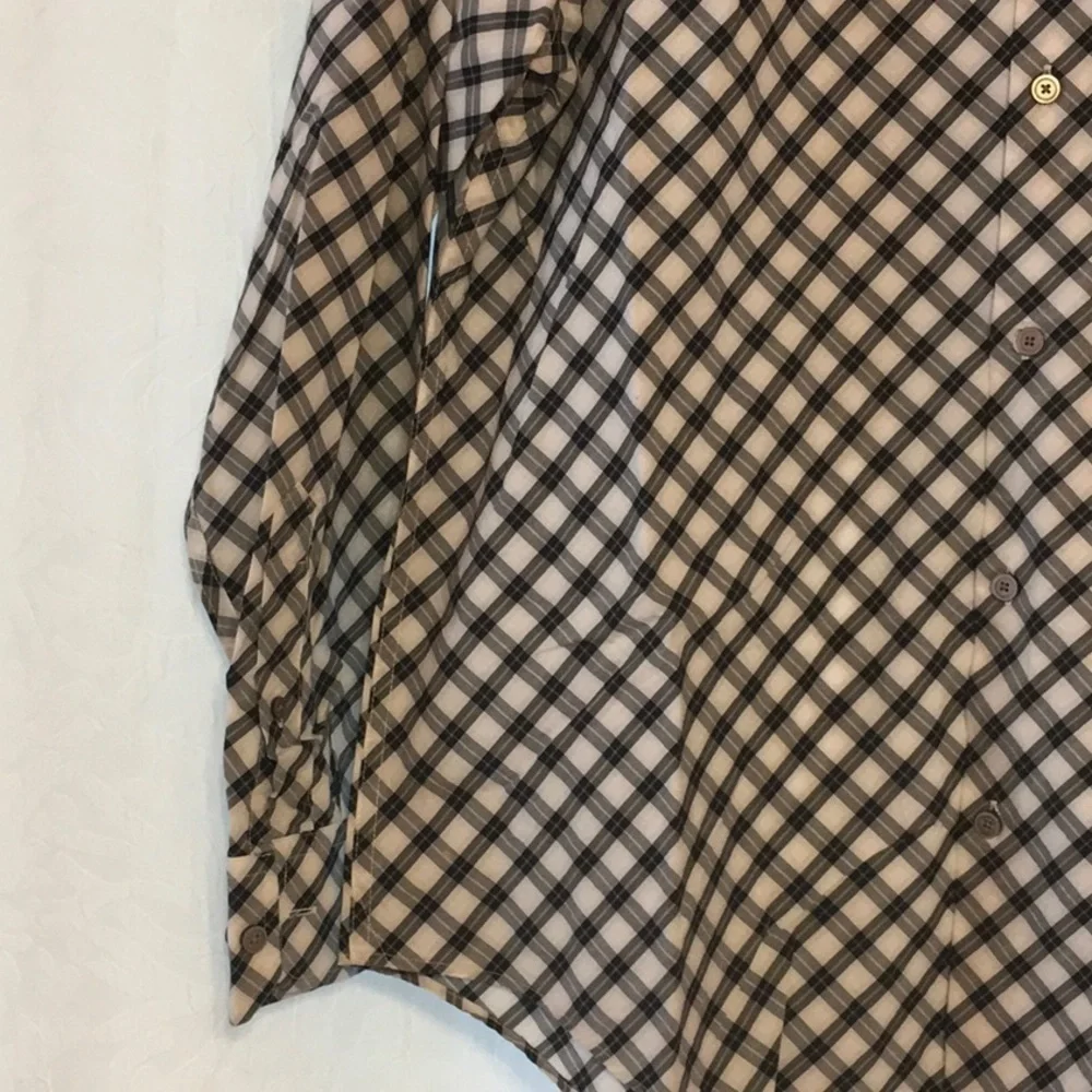Banana Republic (grey and black (L) long sleeve Men’s EUC